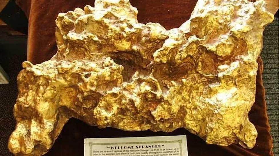 Biggest Gold Nuggets in Australia - Welcome Stranger Gold Nugget